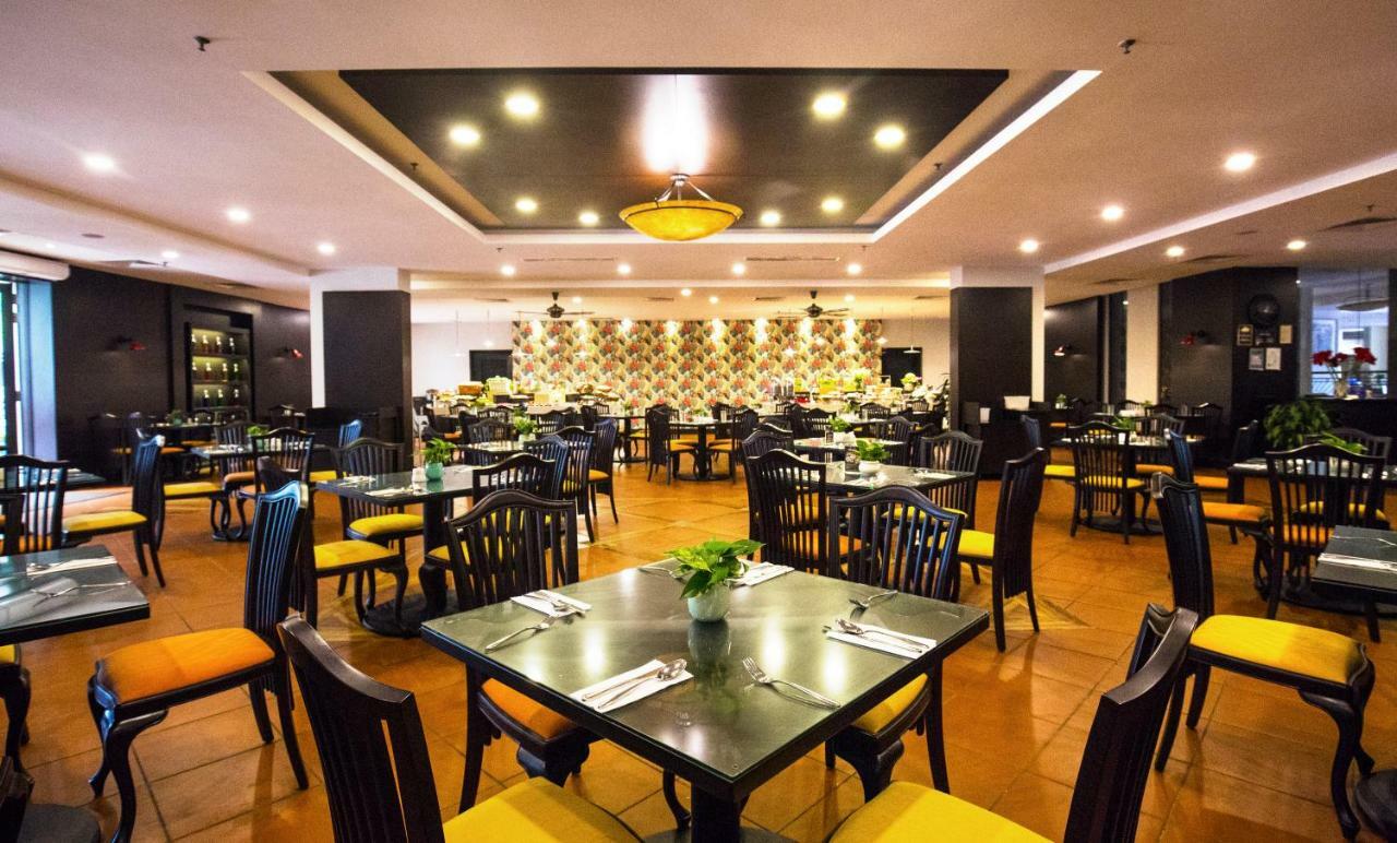 סקודאי Pulai Springs Resort Official מראה חיצוני תמונה